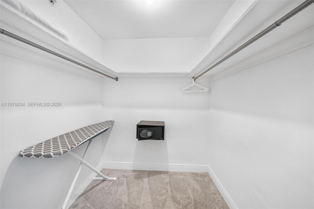 5101 Collins Ave, Unit 11L, Miami Beach, FL 33140 Photo