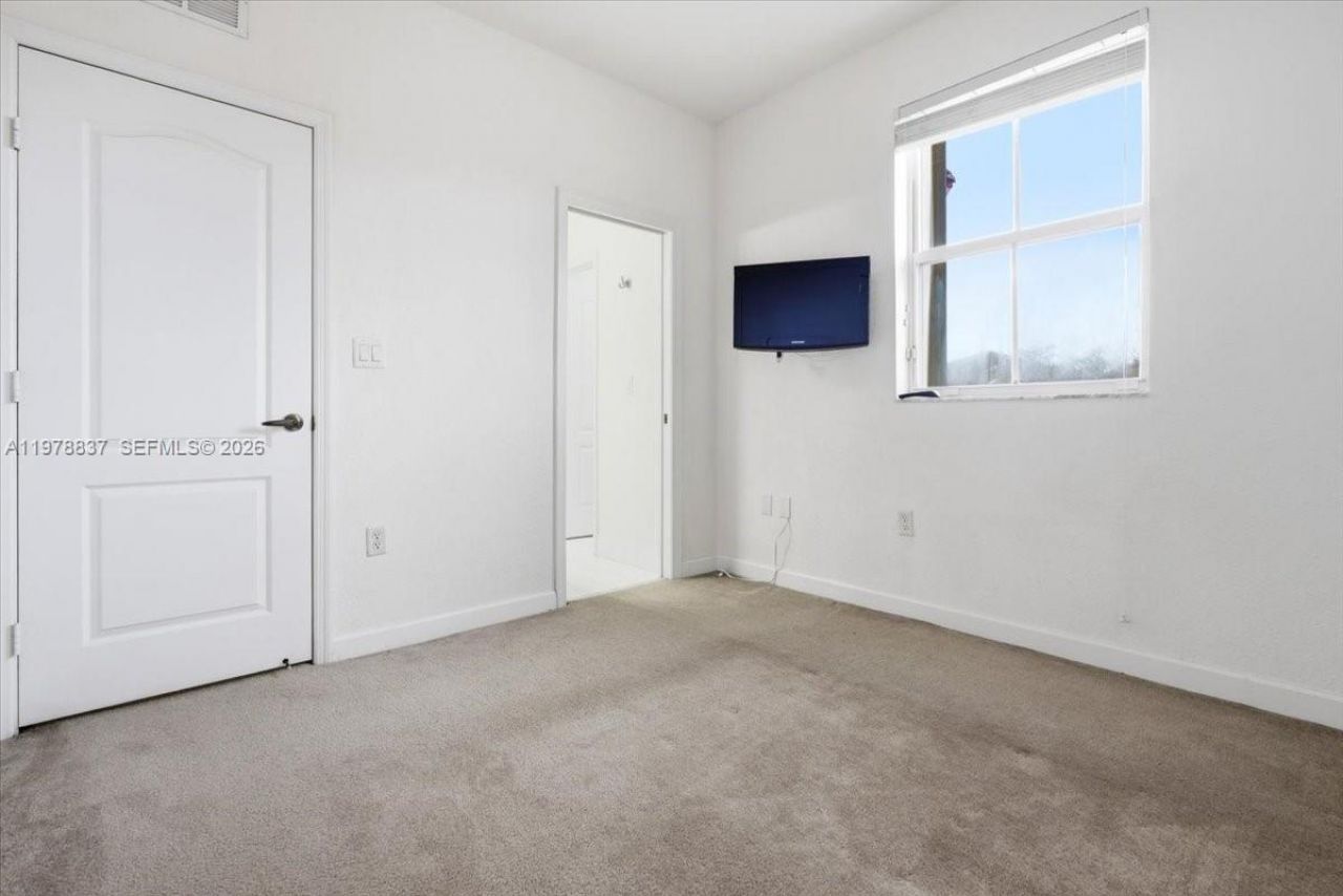 8730 NW 110th Ave , Doral, FL 33178 Photo