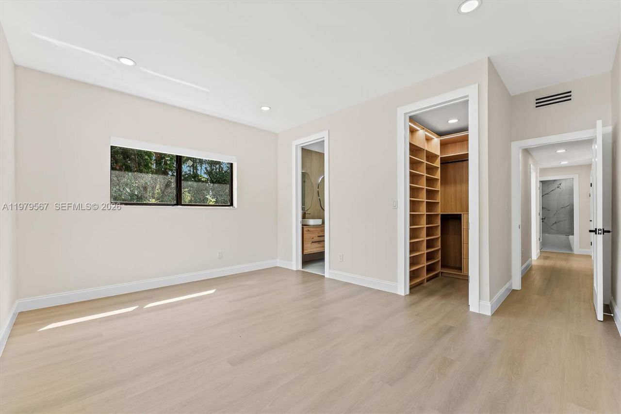 4144 Alton Rd , Miami Beach, FL 33140 Photo