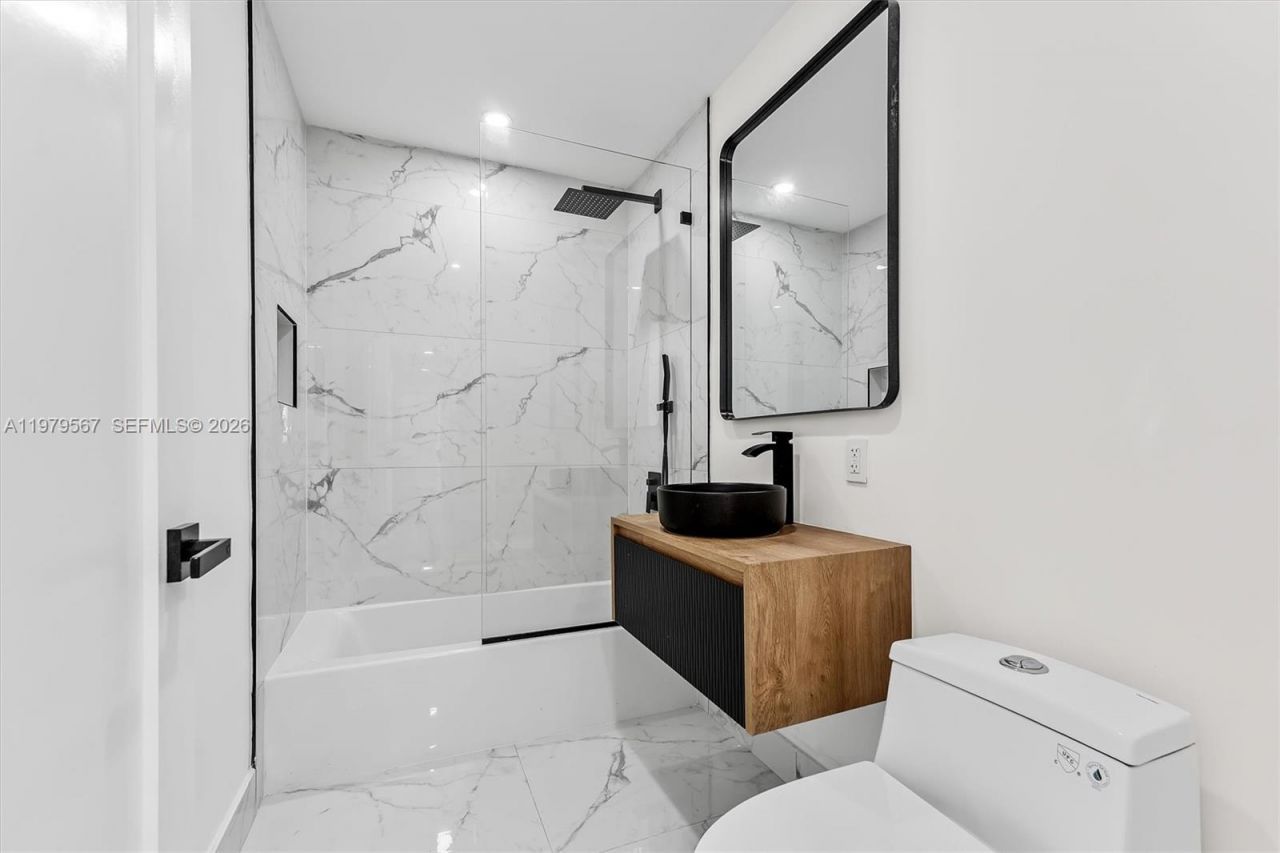 4144 Alton Rd , Miami Beach, FL 33140 Photo