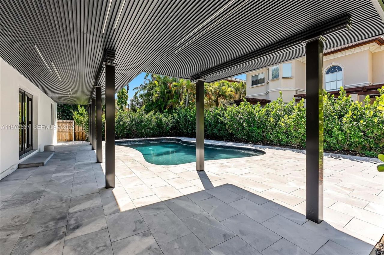 4144 Alton Rd , Miami Beach, FL 33140 Photo