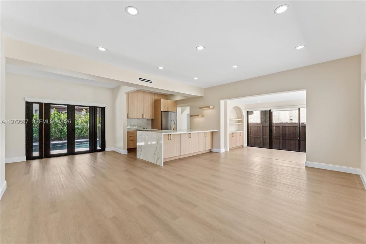 4144 Alton Rd , Miami Beach, FL 33140 Photo