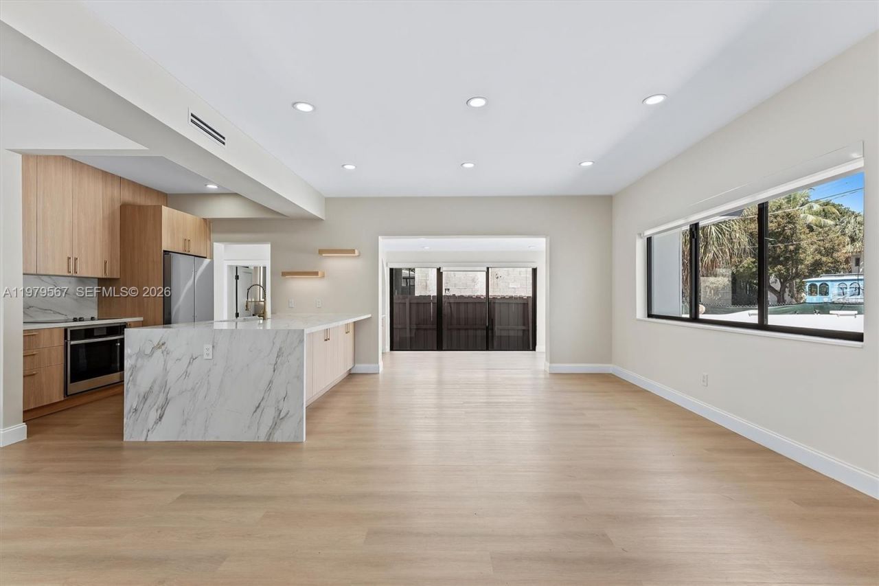 4144 Alton Rd , Miami Beach, FL 33140 Photo