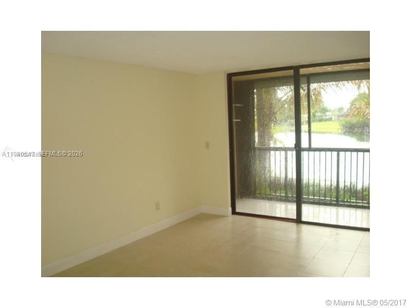 14211 N Kendall Dr, Unit 106E, Miami, FL 33186 Photo