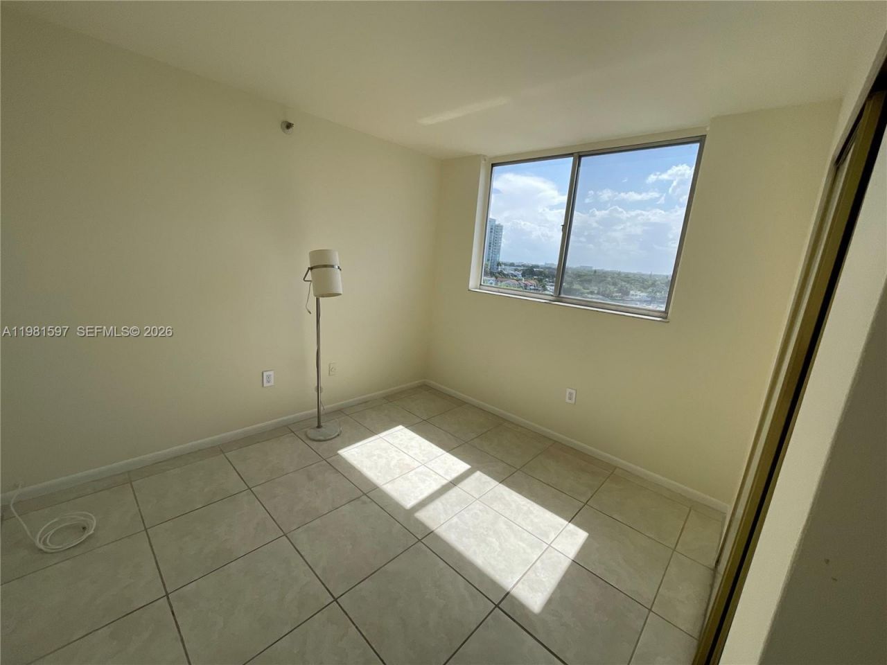 1700 NW N River Dr, Unit 901, Miami, FL 33125 Photo