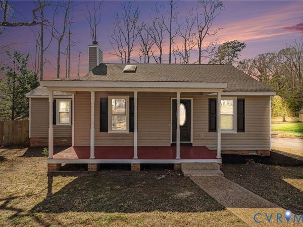 1102 Collingwood Drive , Hopewell, VA 23860