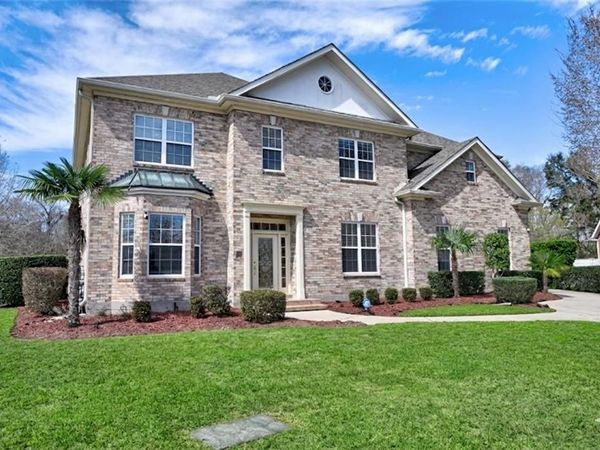 92 PINEHURST Drive, New Orleans, LA 70131