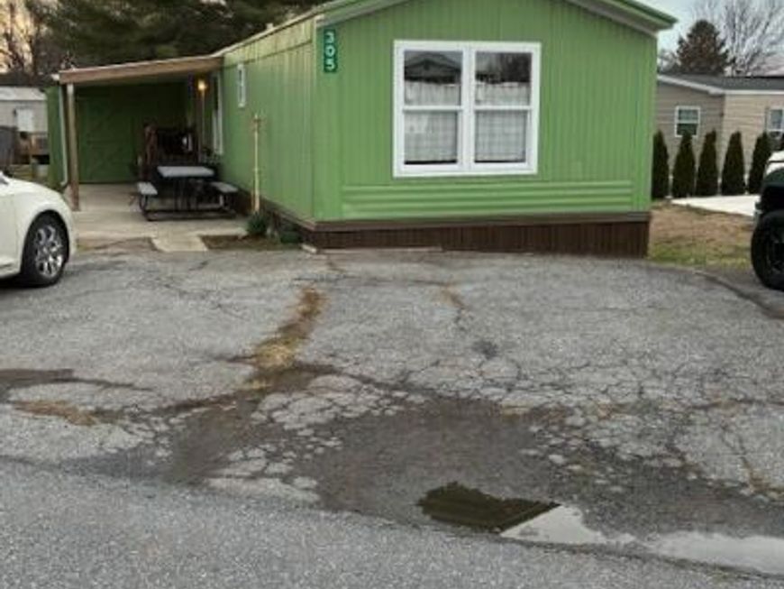 305 Palm City Park, Annville, PA 17003 Main Photo