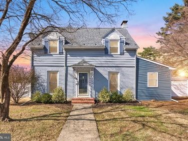 2145 HENDERSON STREET, BETHLEHEM, PA 18017