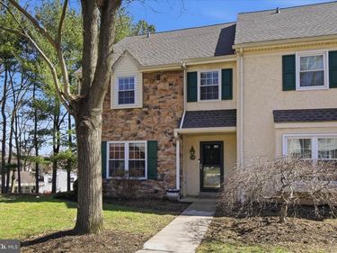 130 OAK KNOLL CIRCLE, MILLERSVILLE, PA 17551