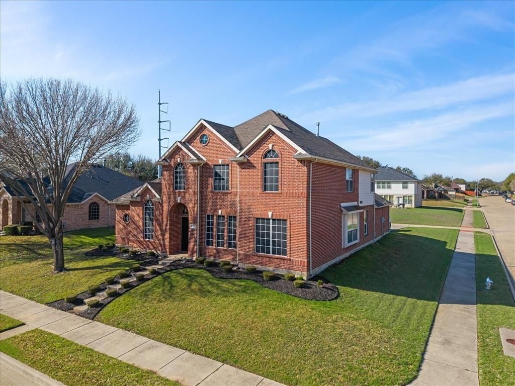 1137 Versailles Avenue, Desoto, TX 75115 Main Photo