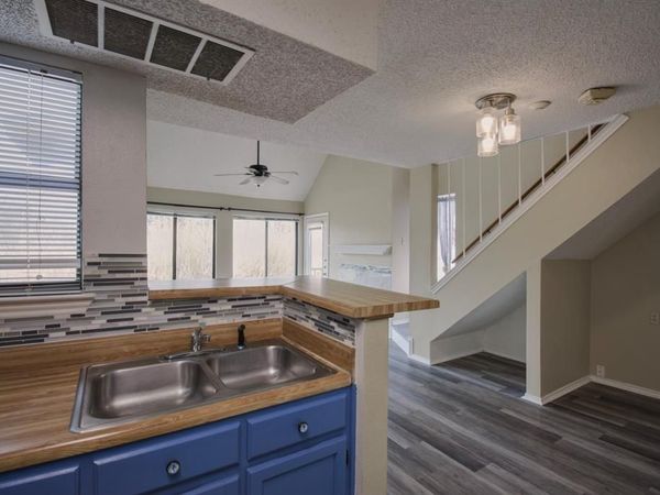 2301 Basil Drive, Unit F211, Arlington, TX 76006