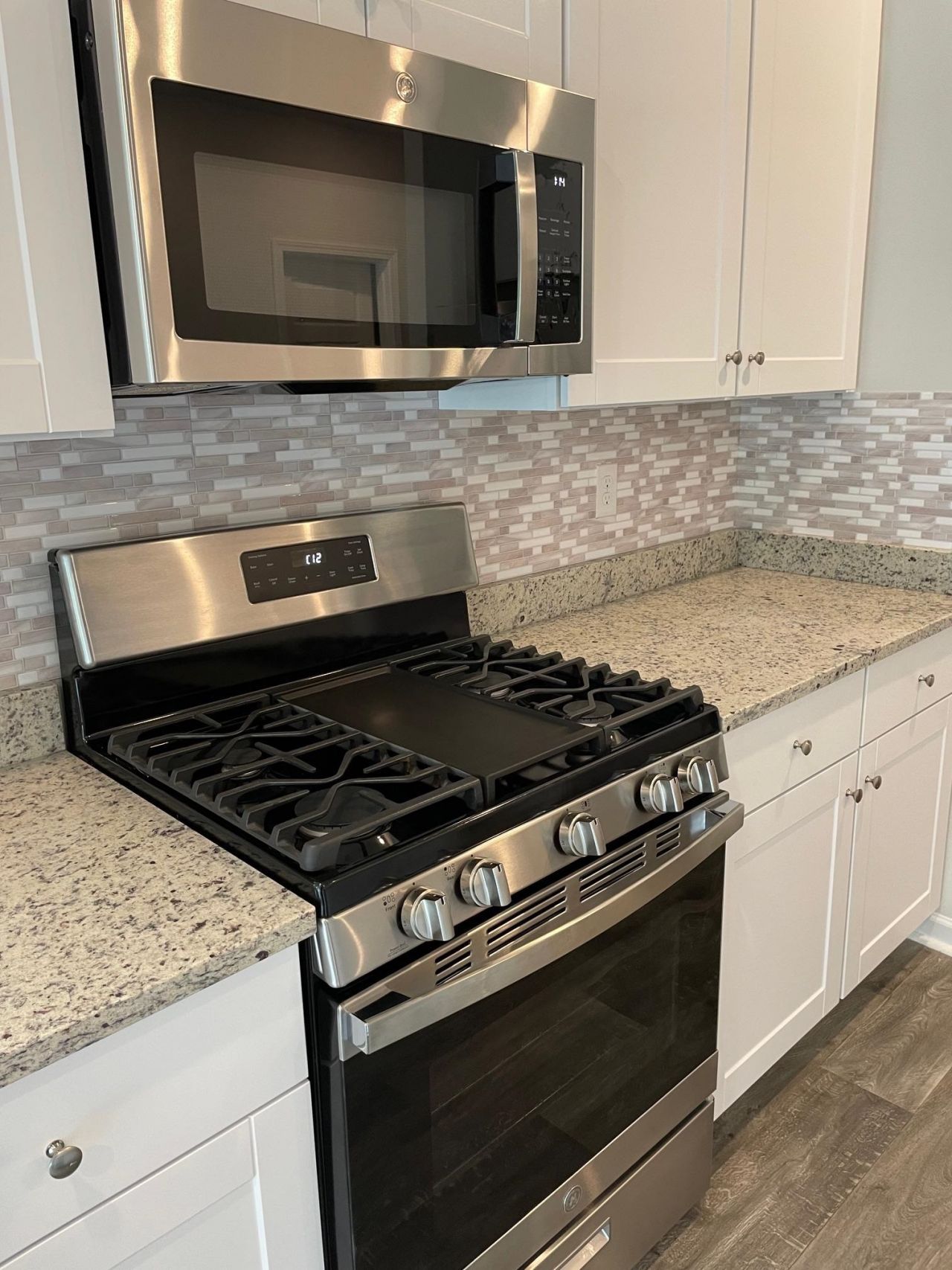 125 Hoffman Park Dr. Photo 5