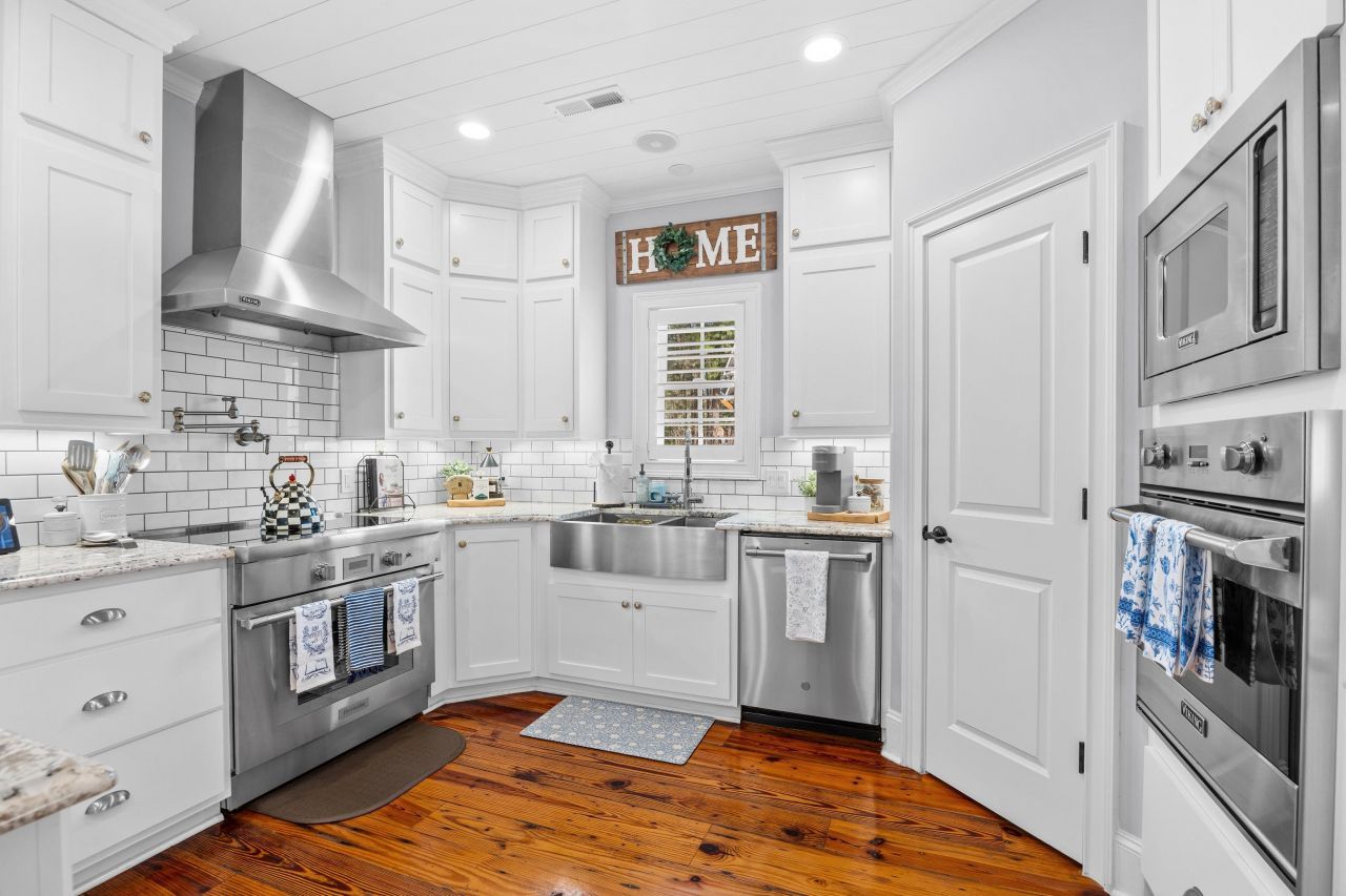 6 Caleb Ct. Photo 12