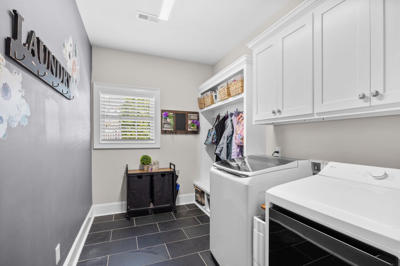 6 Caleb Ct. Photo 29