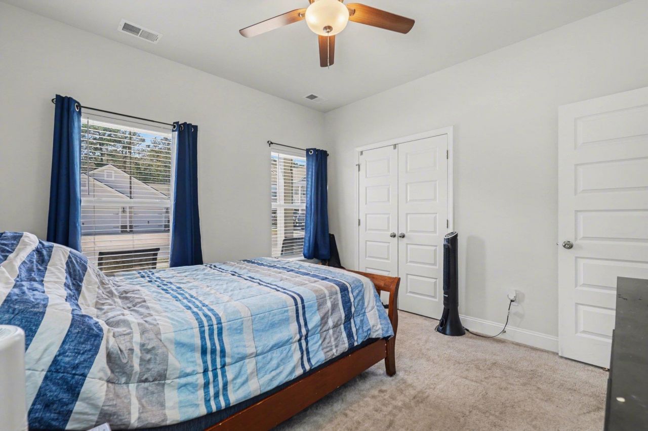 746 Harrison Mill St. Photo 10