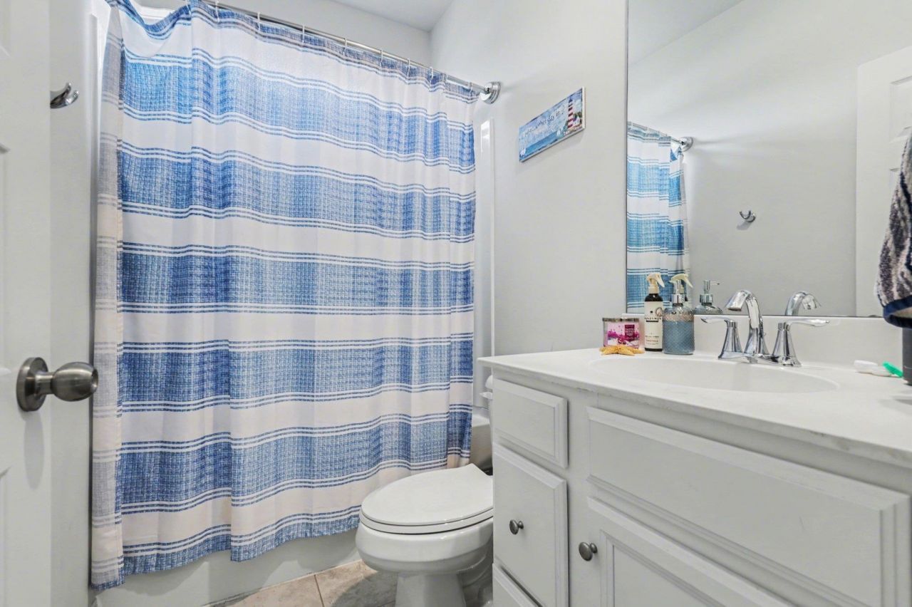 746 Harrison Mill St. Photo 11