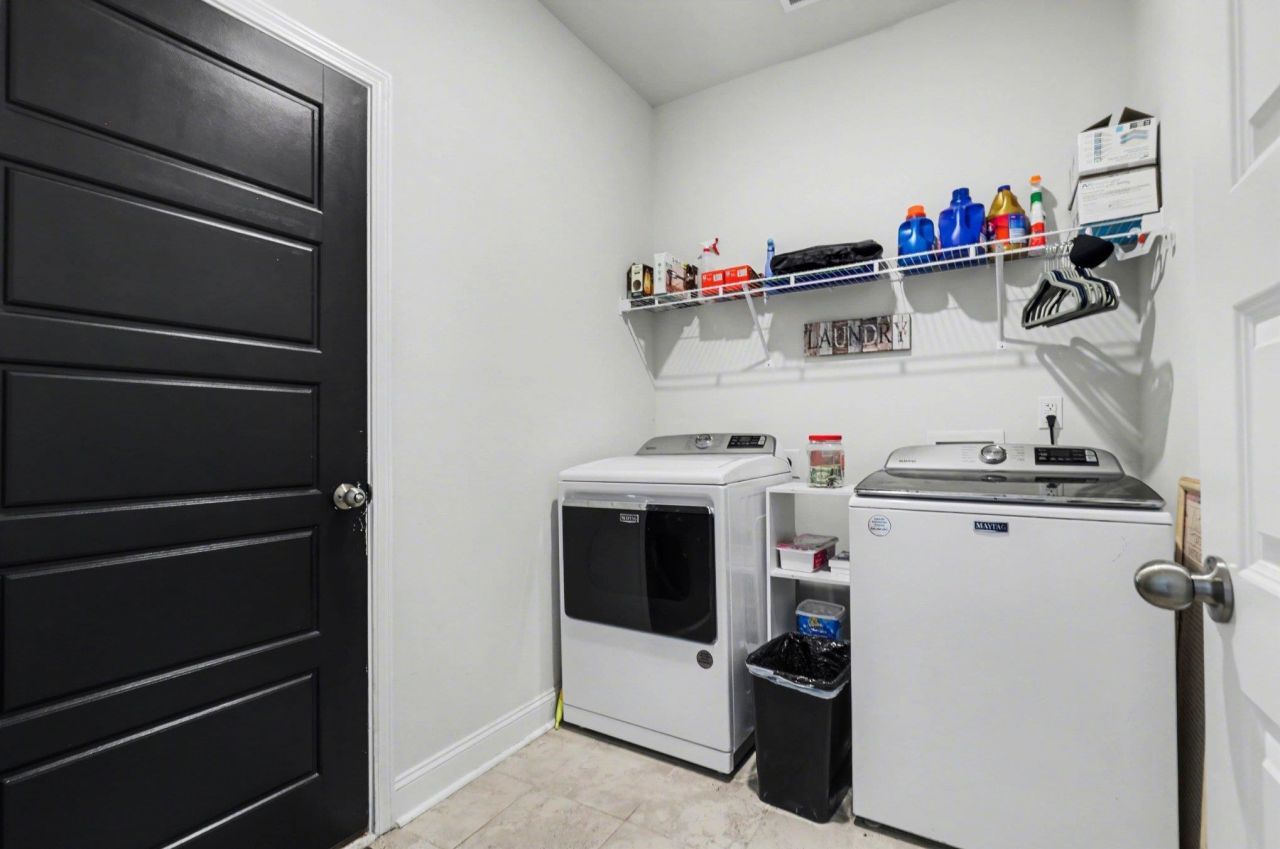 746 Harrison Mill St. Photo 22