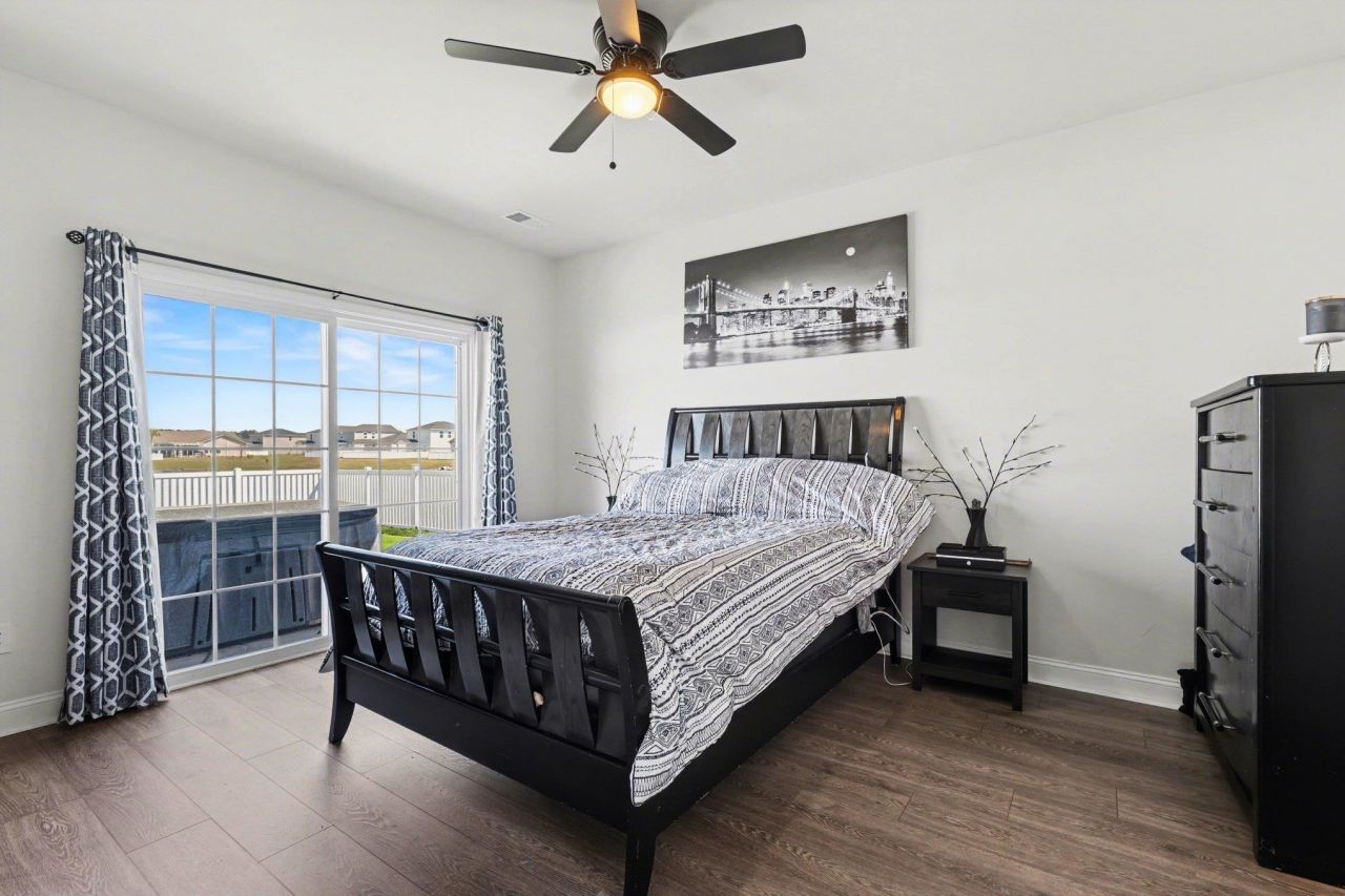 746 Harrison Mill St. Photo 23