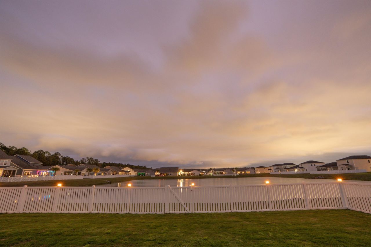 746 Harrison Mill St. Photo 35