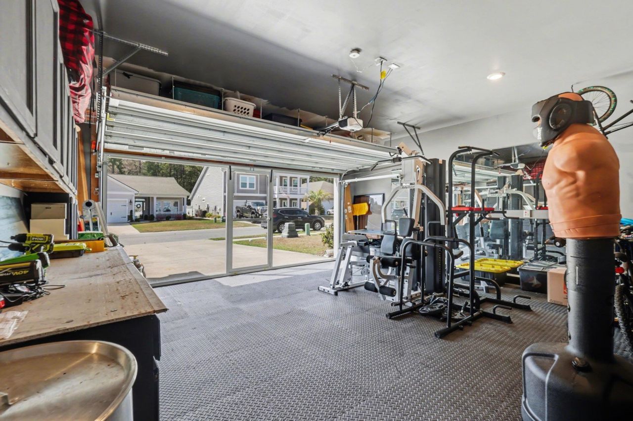 746 Harrison Mill St. Photo 6