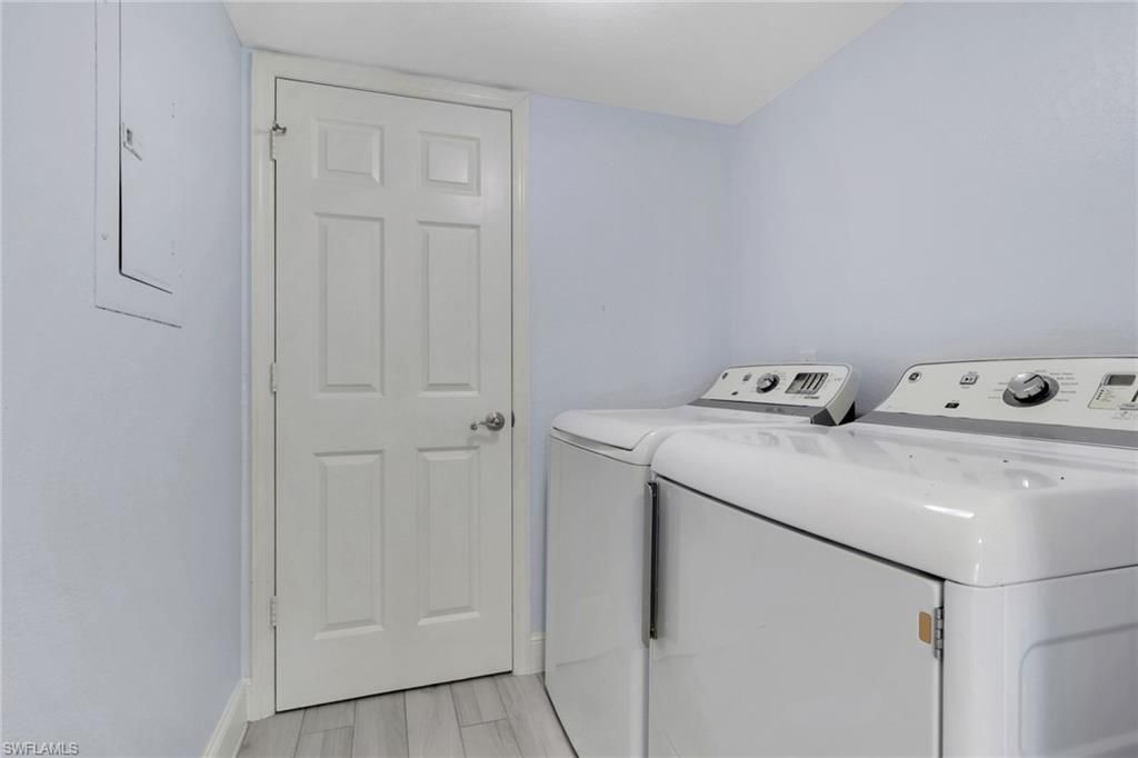 773 Wiggins Lake Dr, Unit 104, Naples, FL 34110 Photo