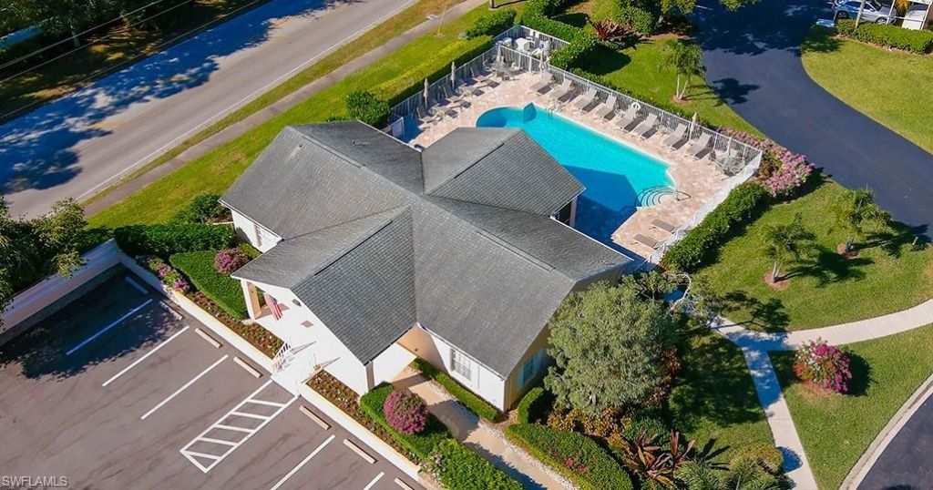 773 Wiggins Lake Dr, Unit 104, Naples, FL 34110 Photo