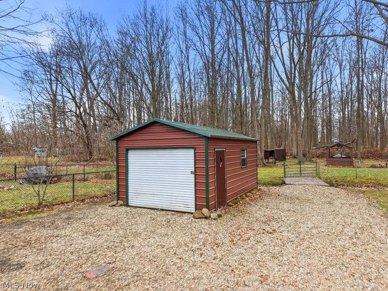 121 Meadowridge Road, Mogadore, OH 44260 Photo 10