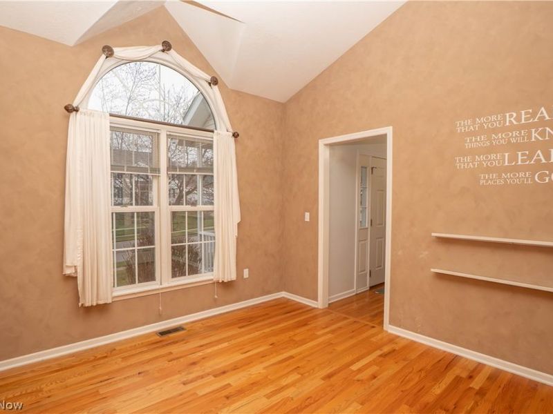 3113 Sparrows Crest, Akron, OH 44319 Photo 9