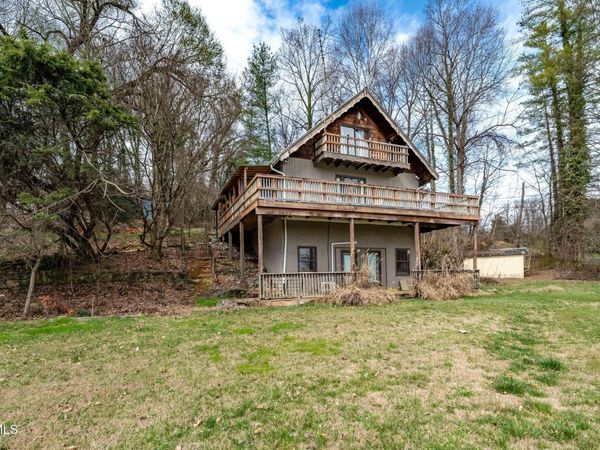 101 Taylortown Road, Johnson City, TN 37601
