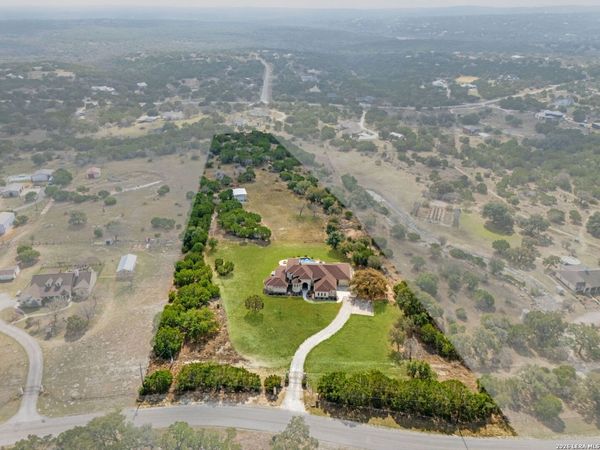 719 Kreutzberg, Boerne, TX 78006