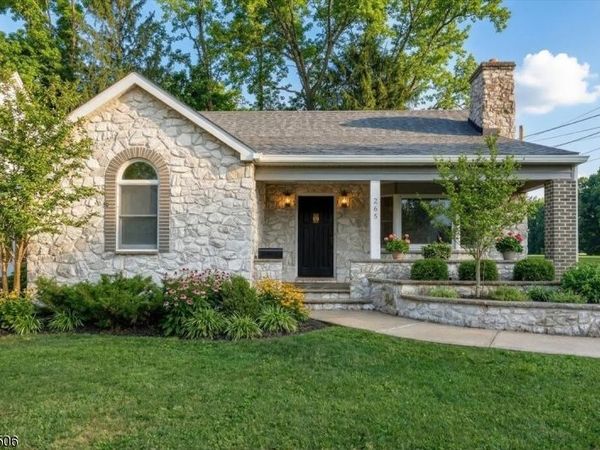 265 Hickory Ave, Garwood, NJ 07027