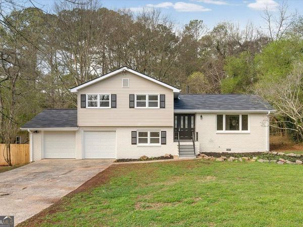 4471 Myrtle Hill Road NE, Kennesaw, GA 30144