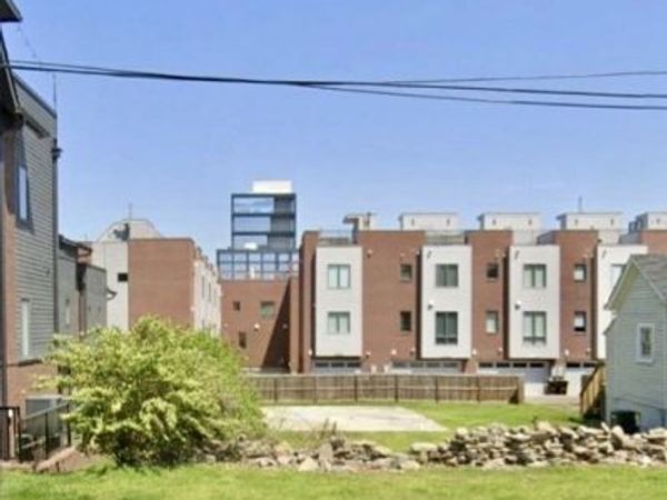 1326 3rd Ave N, Nashville, TN 37208