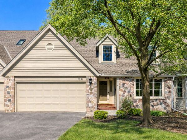 738 Elm Grove Rd, Elm Grove, WI 53122