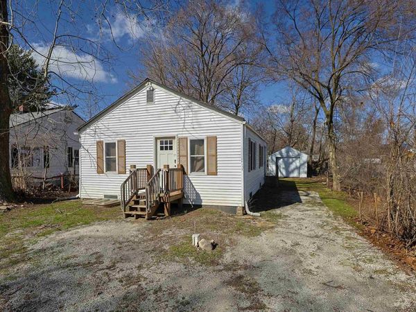 19793 Greenacre Street, South Bend, IN 46637