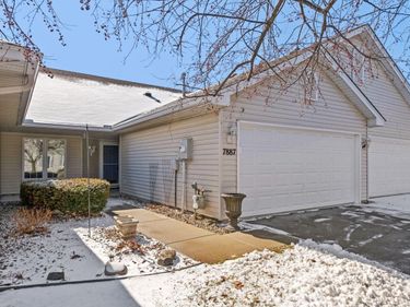 7887 Barrymore Lane, Woodbury, MN 55125