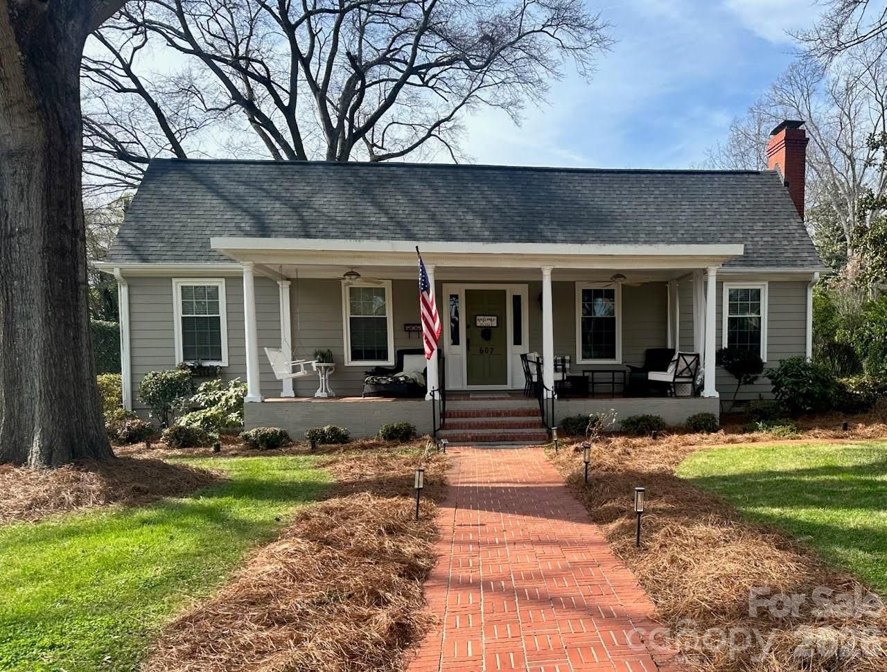 607 S York Street , Gastonia, NC 28052 Main Photo