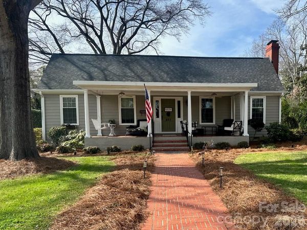 607 S York Street , Gastonia, NC 28052