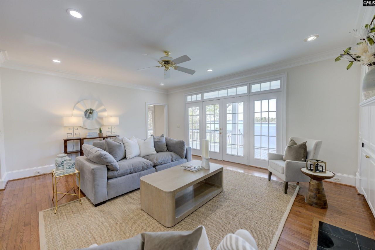 323 Regatta Road Photo 14