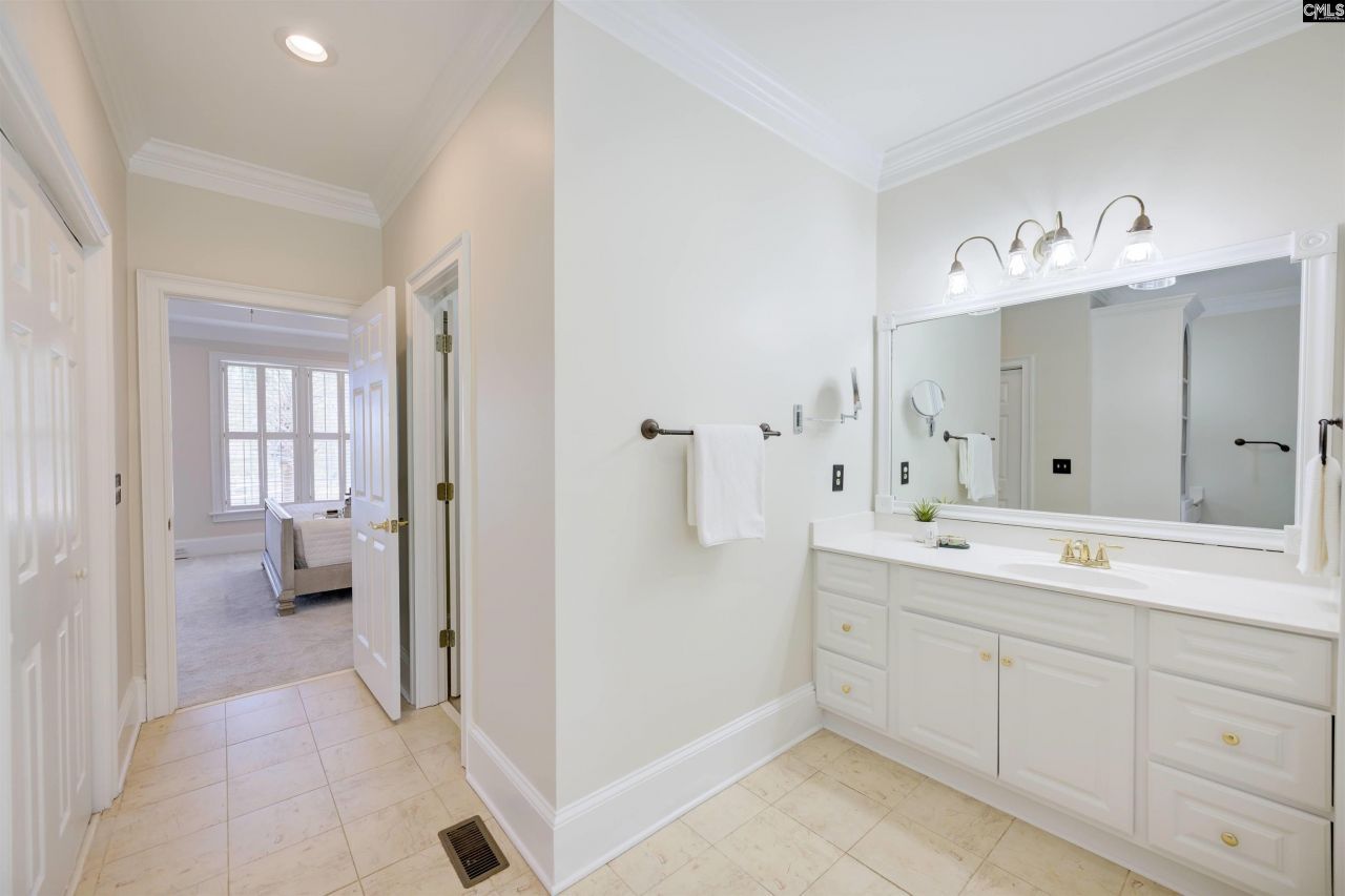 323 Regatta Road Photo 21