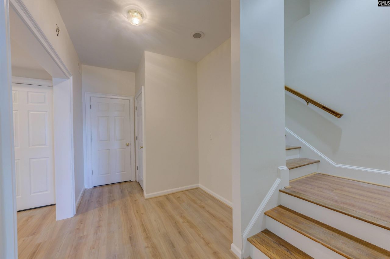 323 Regatta Road Photo 30