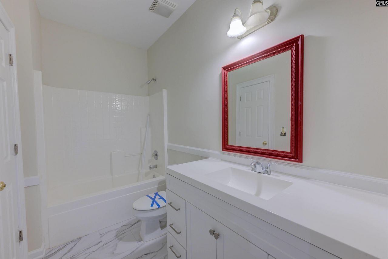 323 Regatta Road Photo 32