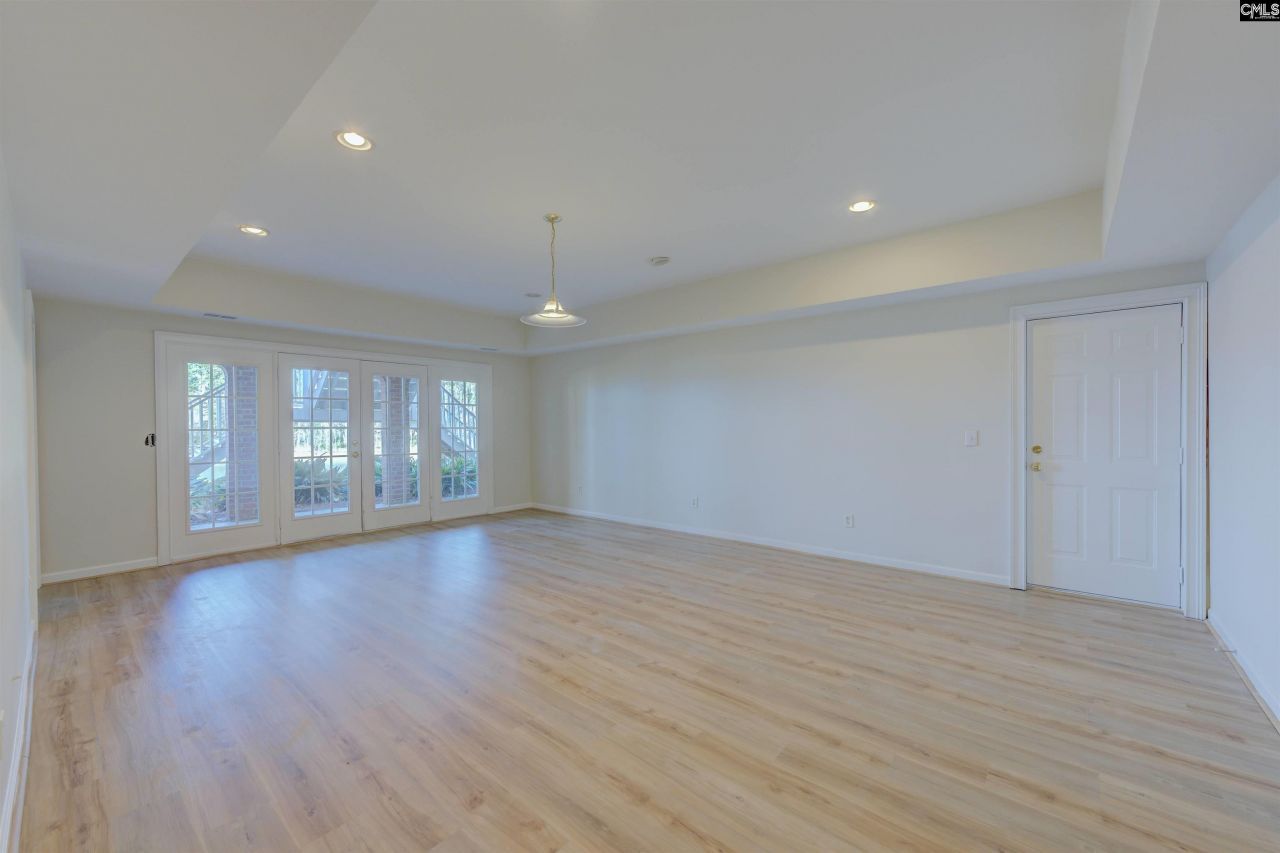 323 Regatta Road Photo 33