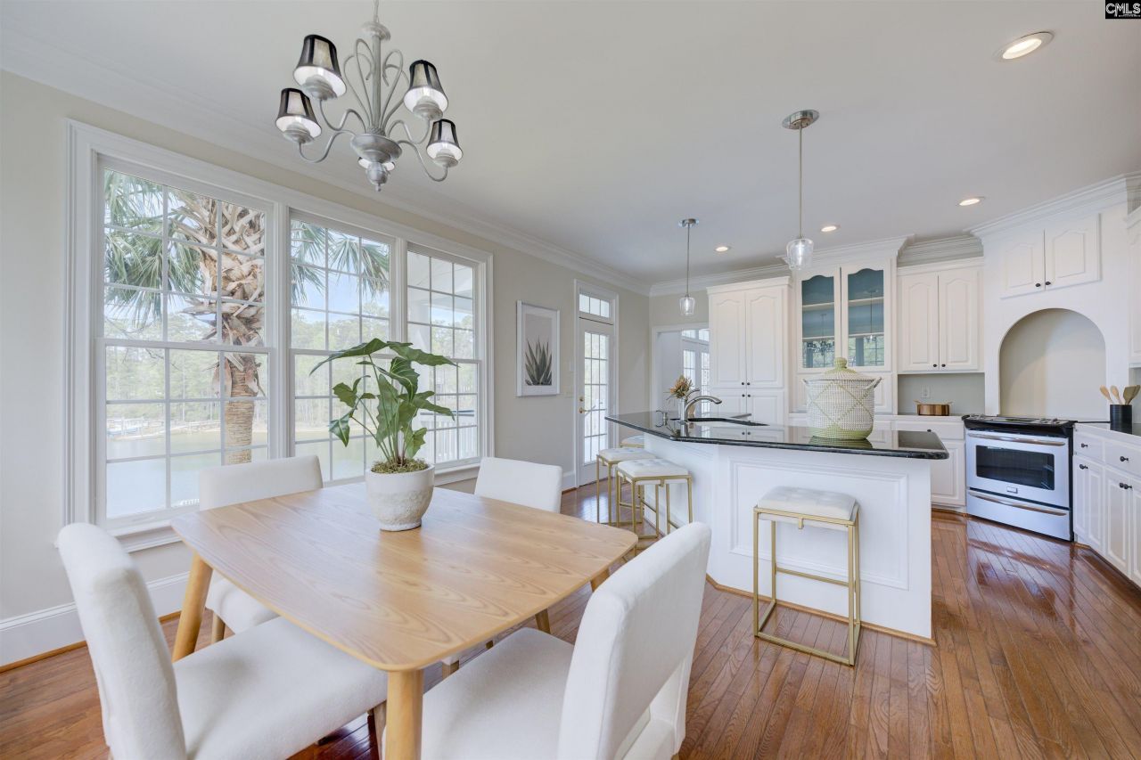 323 Regatta Road Photo 5