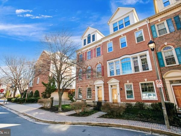 1053 N STUART STREET, ARLINGTON, VA 22201