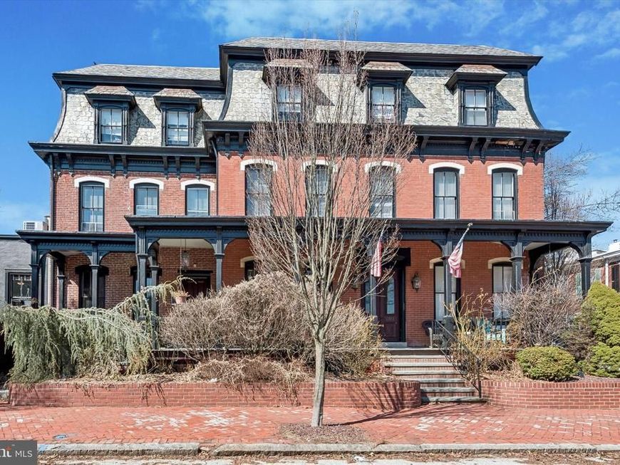 201 W Barnard Street, Unit 2, West Chester, PA 19382 Main Photo