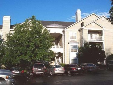 1708 LAKE SHORE CREST DRIVE, Unit 25, RESTON, VA 20190