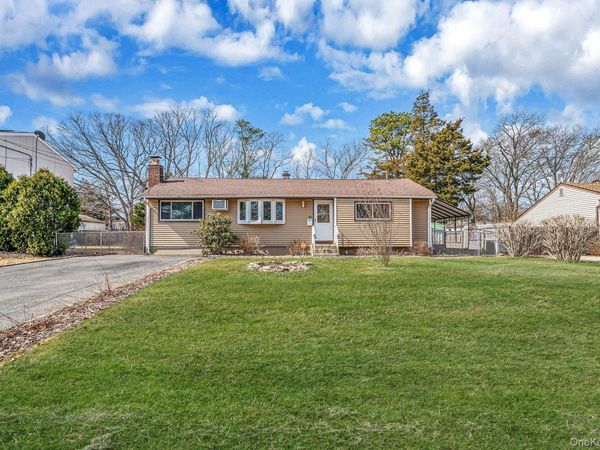 156 Gibbs Road, Central Islip, NY 11722