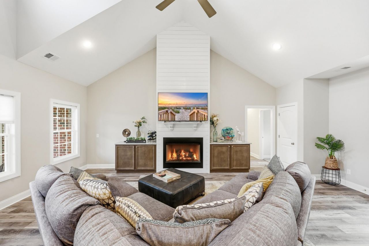 1007 Glossy Ibis Dr. Photo 6